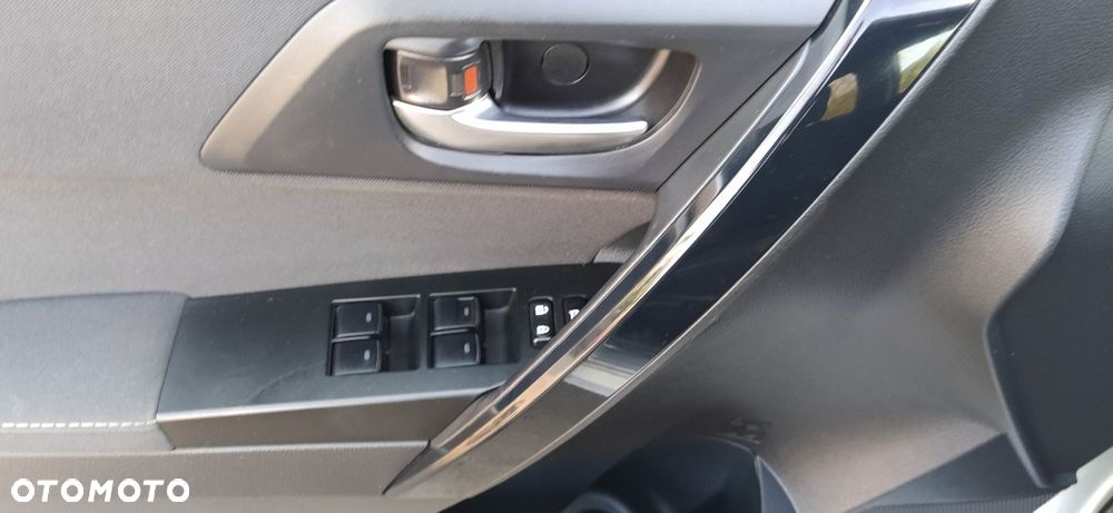 Toyota Auris 1.6 Selection - 13