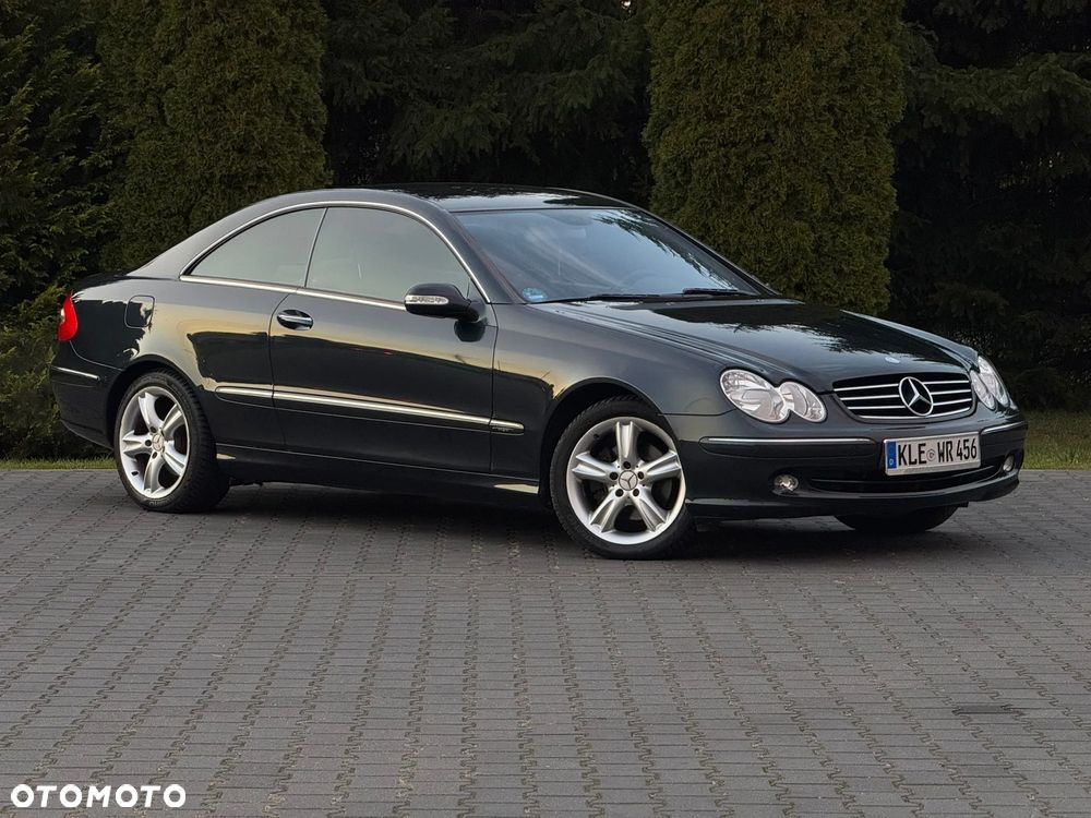 Mercedes-Benz CLK - 11