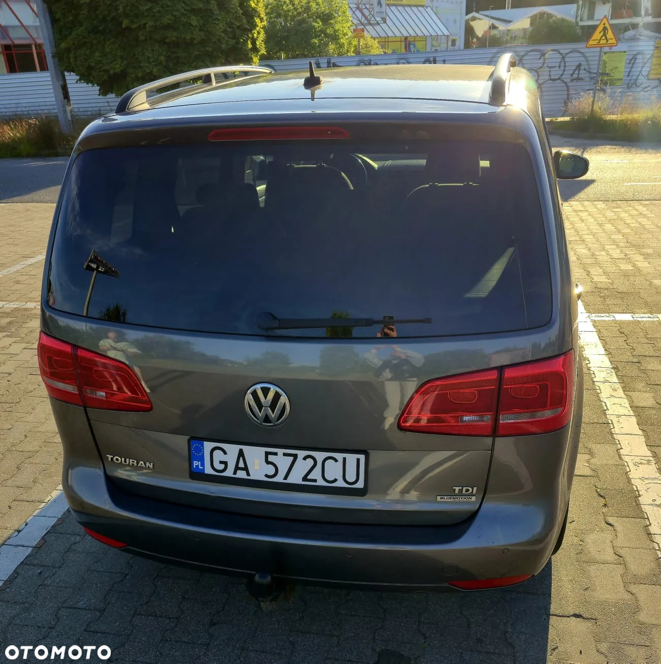 Volkswagen Touran 1.6 TDI DPF BlueMot Comfortline - 5