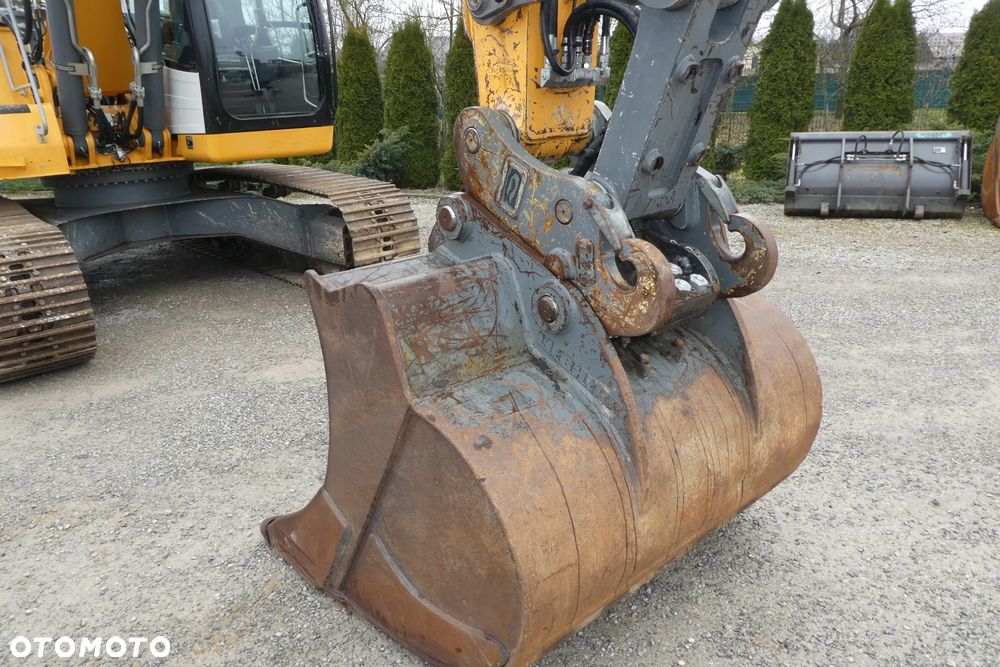 Liebherr R 922 SPROWADZONY - 15