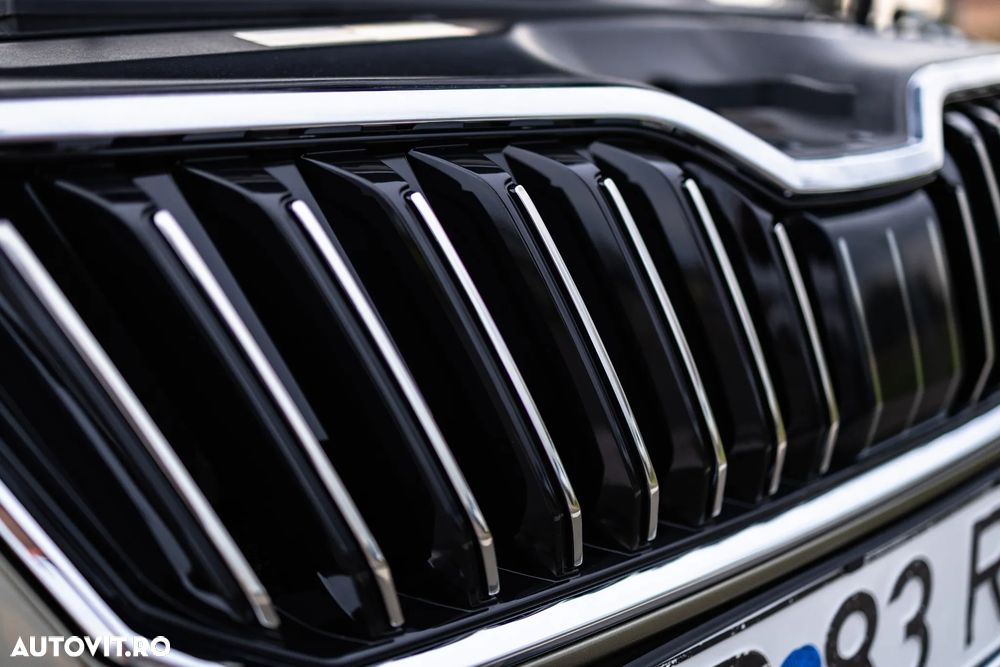 Skoda Superb 2.0 TDI DSG Ambition - 38
