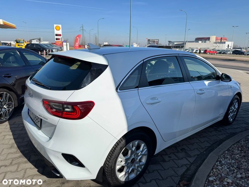 Kia Ceed 1.5 T-GDI M - 6