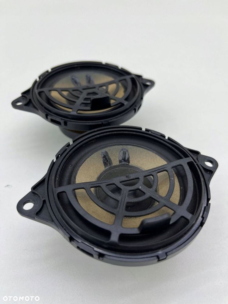 AUDI A4 B9 GŁOŚNIK WYSOKOTONOWY DESKI BANG & OLUFSEN 8W0035416D - 1