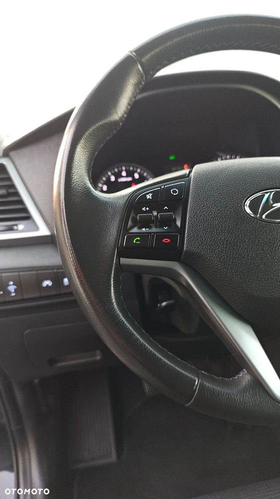 Hyundai Tucson 1.6 GDi 2WD Pure - 28