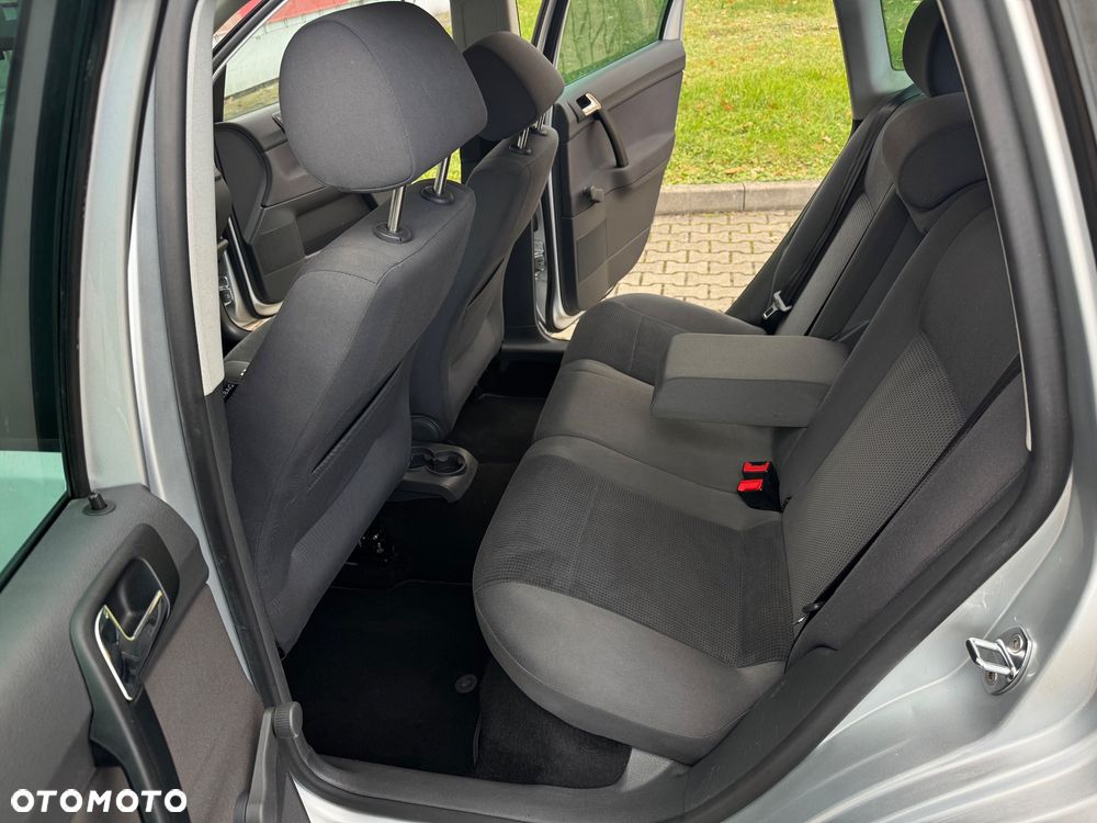 Volkswagen Polo - 15