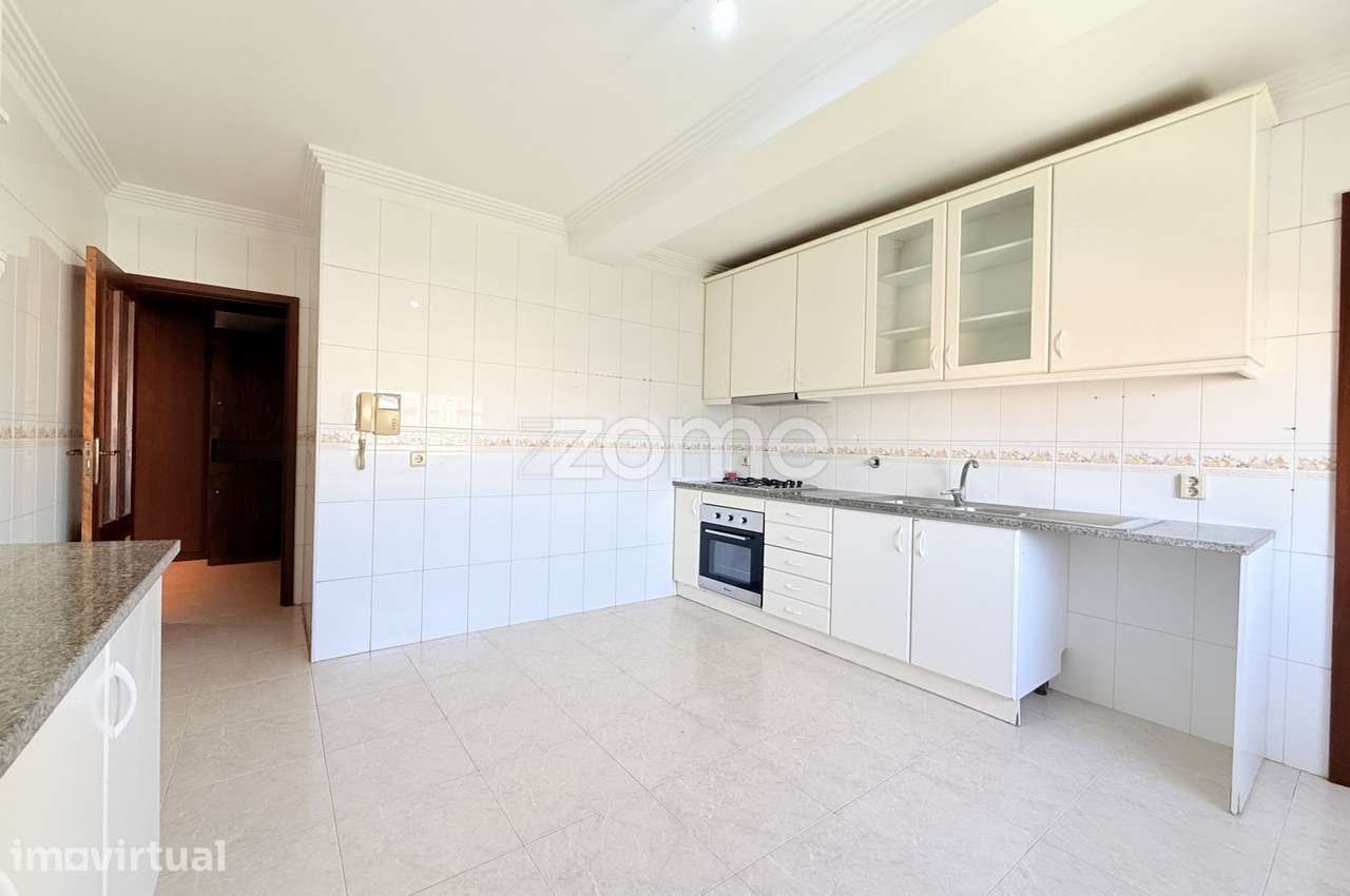 Apartamento T2 São Romão do Coronado - Grande imagem: 4/27