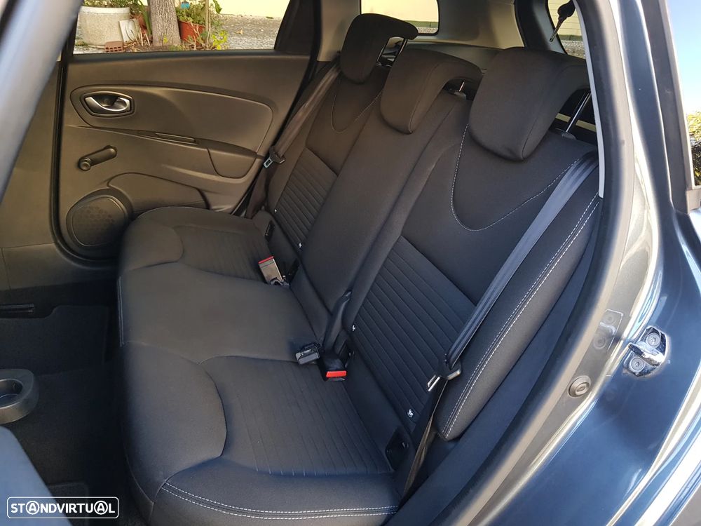 Renault Clio Sport Tourer 1.5 dCi Limited EDition - 29