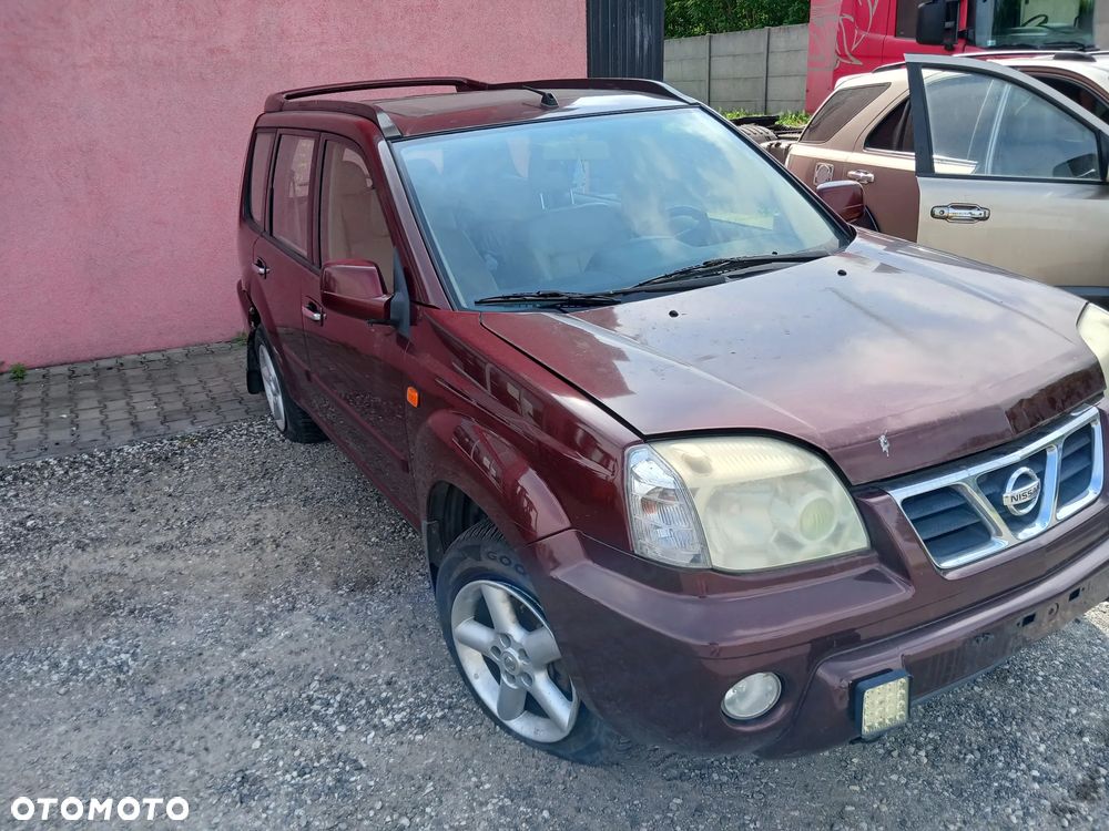 NISSAN X TRAIL 2.0 16V  LAK AX5 CAŁA NA CZĘŚCI CZESCI - 2