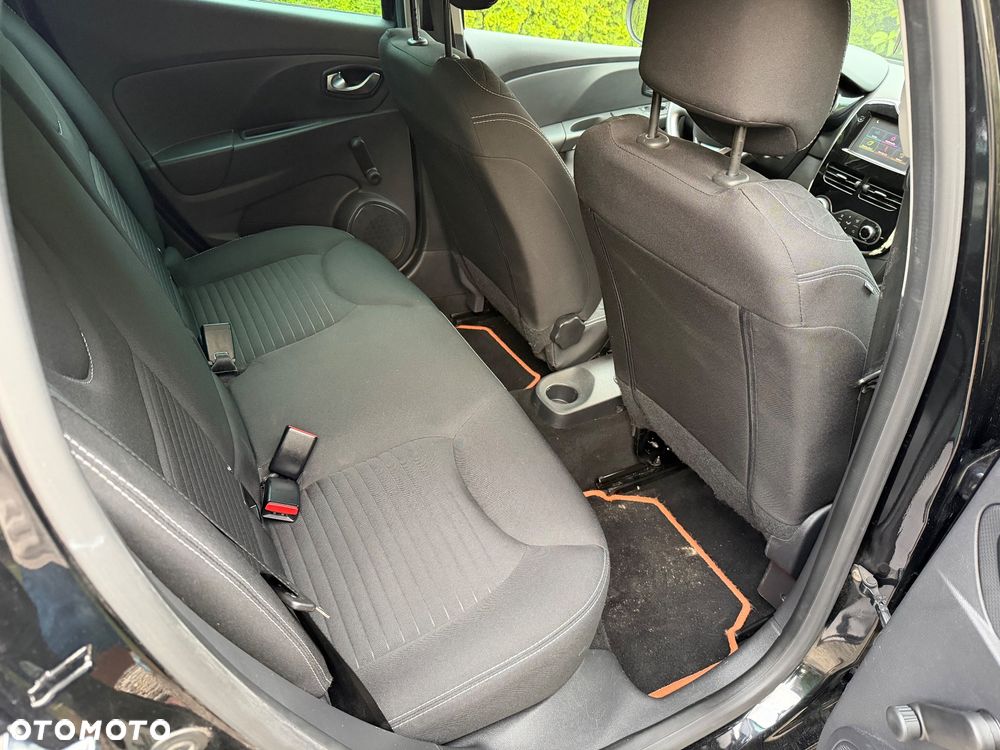 Renault Clio - 6