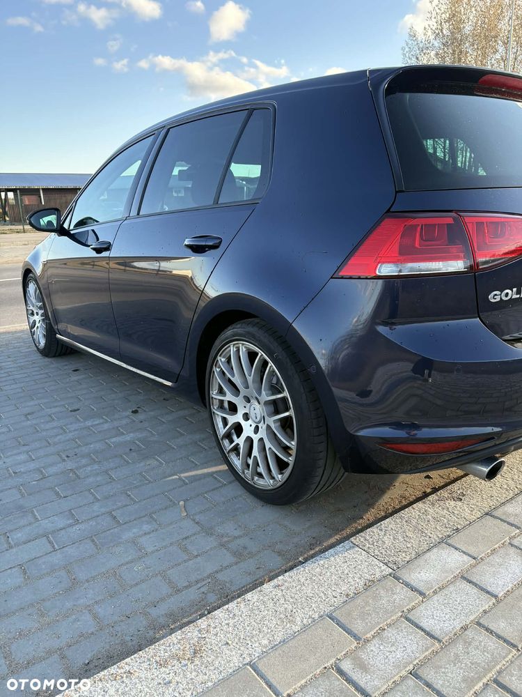 Volkswagen Golf 1.6 TDI DPF BlueMotion Technology Comfortline - 3