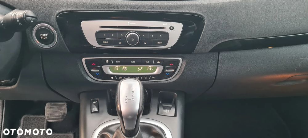 Renault Scenic dCi 110 FAP EDC Bose Edition - 22