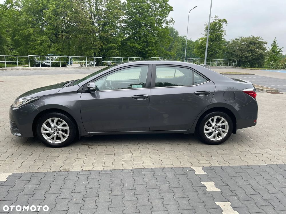 Toyota Corolla 1.6 Comfort - 2