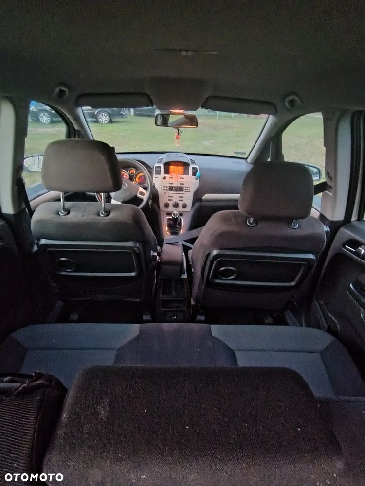 Opel Zafira 1.7 CDTI - 10
