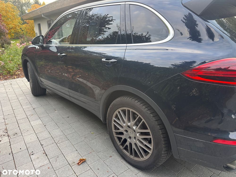 Porsche Cayenne - 5