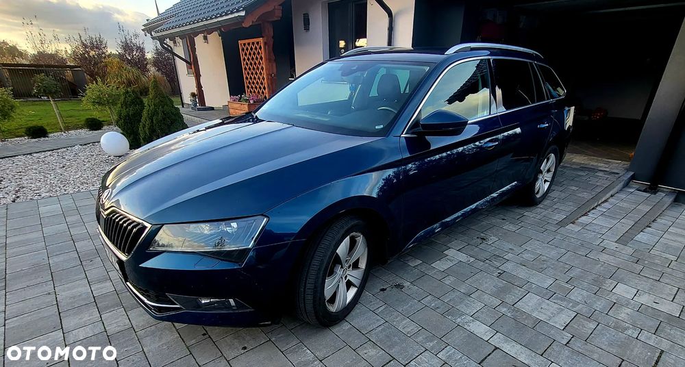 Skoda Superb 2.0 TDI 4x4 Style DSG - 4