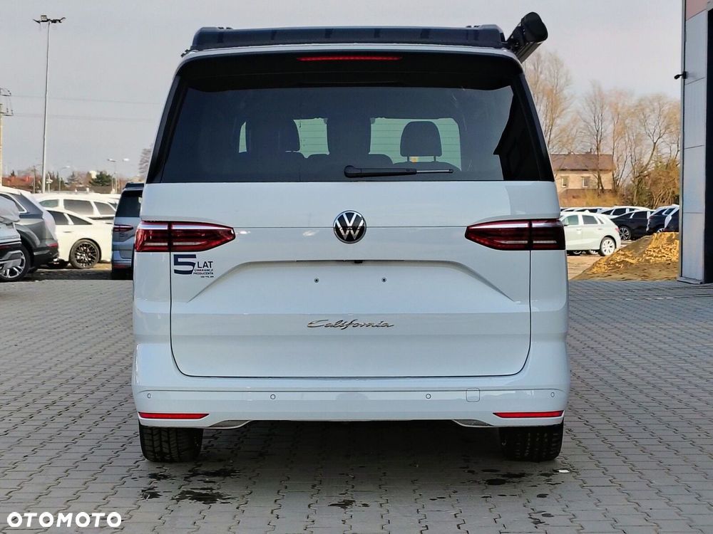 Volkswagen california Nowa California Beach silnik: 2,0 l TDI SCR 150 KM / skrzynia biegów: 7-biegowa DSG rozstaw osi: 3124 mm - 6