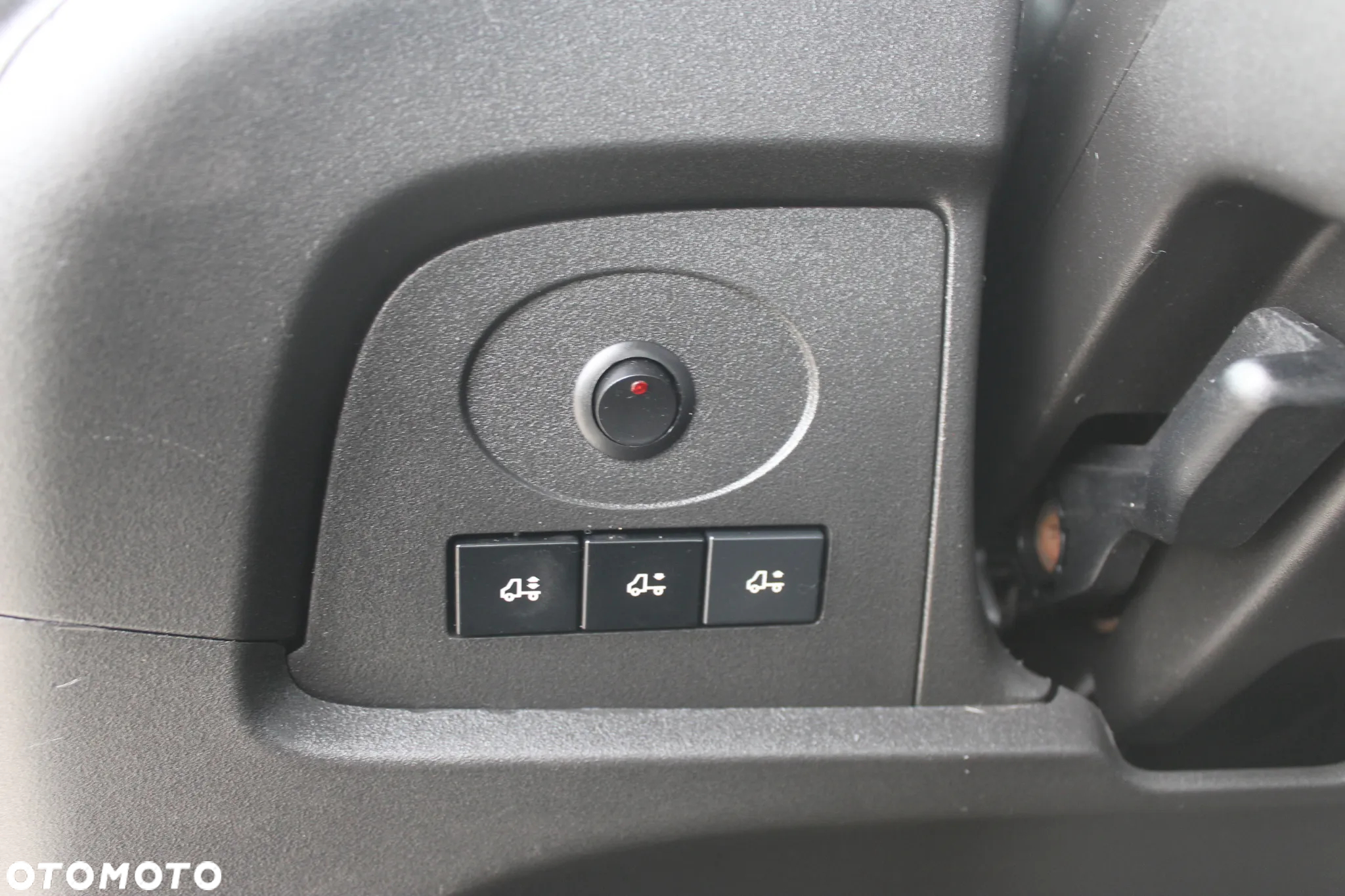 Iveco 70c21, Platforma 5.50, Motyl, 3.0 210km, HiMatic, DMC 3.5/7t, 70c18 65c15 65c18 72c17 - 27