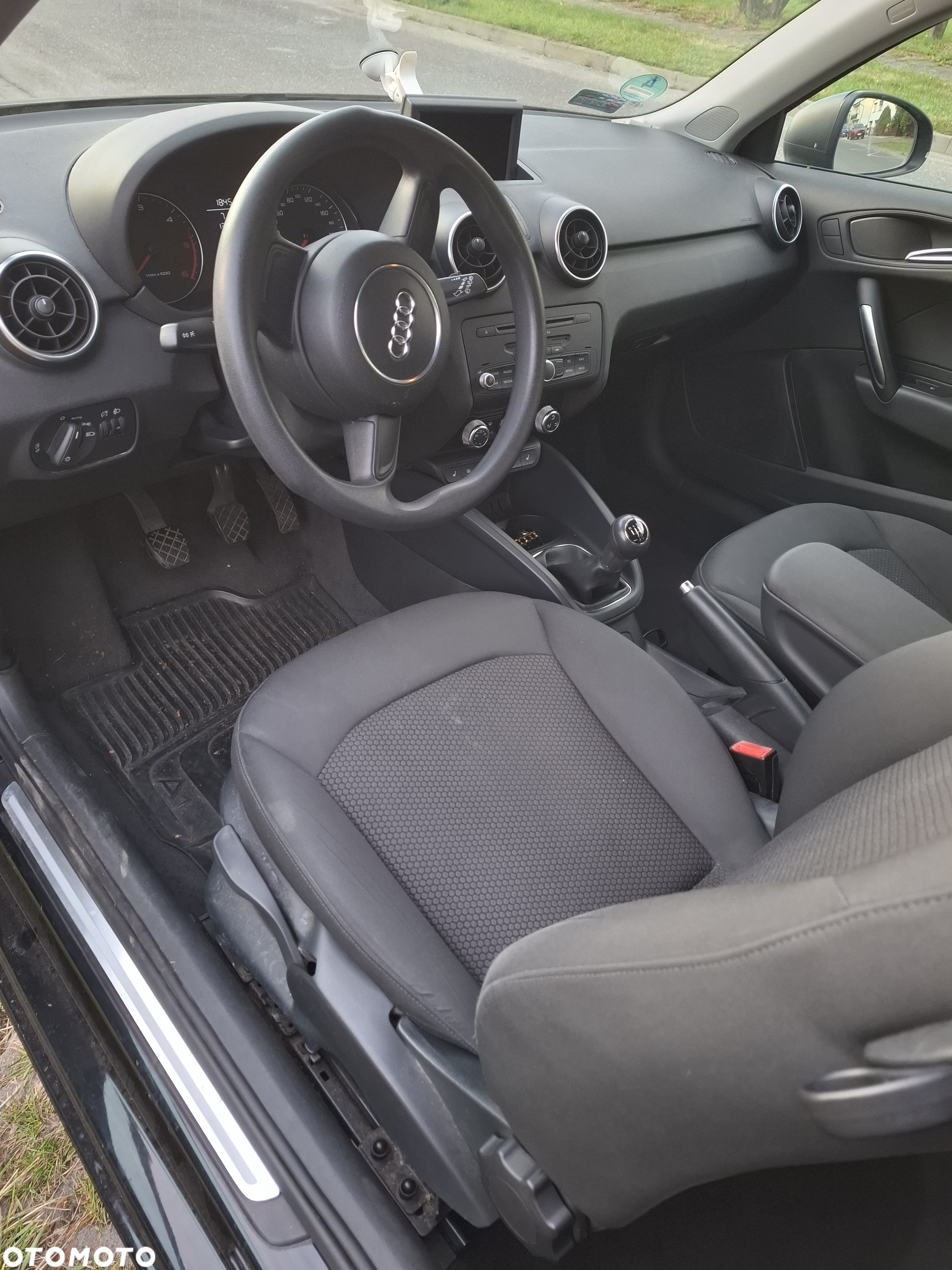 Audi A1 1.6 TDI Attraction - 11