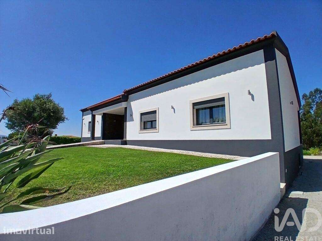 Casa / Villa T3 em Carvalhal de 214,00 m2 - Grande imagem: 5/27