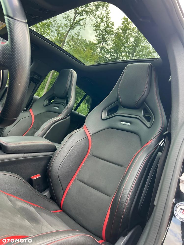 Mercedes-Benz CLA 250 4Matic 7G-DCT Sport - 24