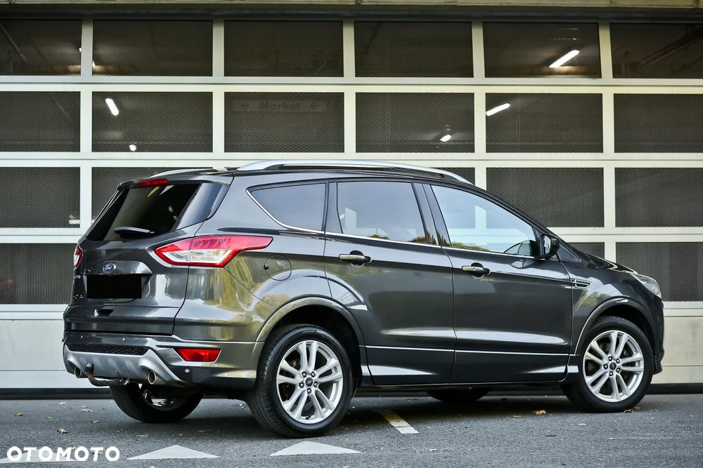Ford Kuga 2.0 TDCi 4x4 Titanium - 16