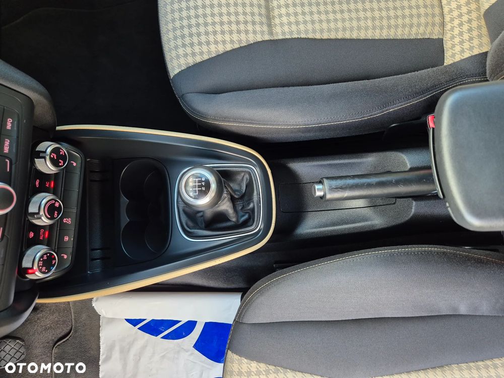 Audi A1 1.4 TFSI S line edition m S line Sportpaket - 23