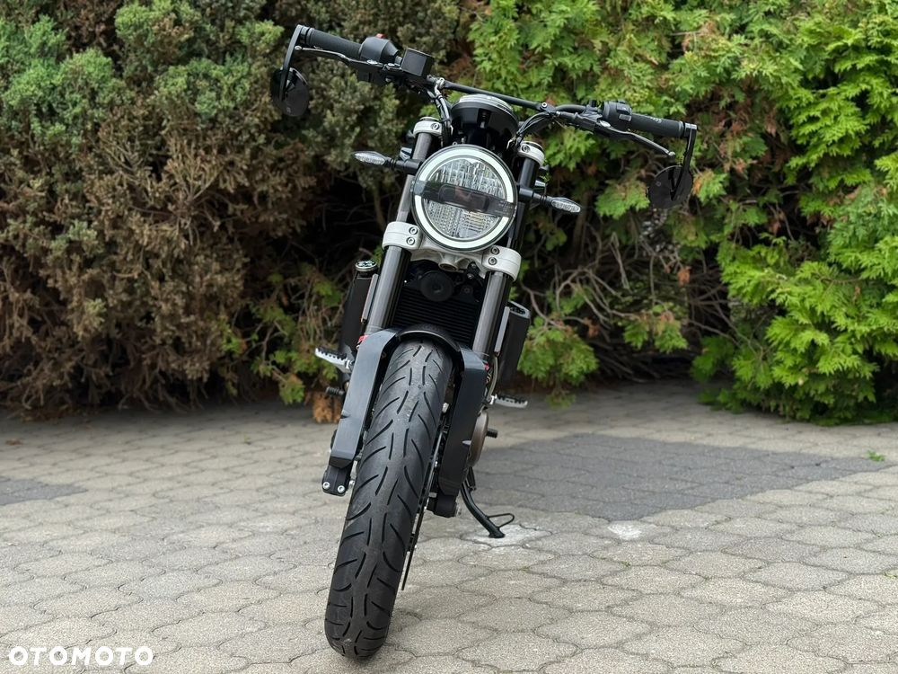 Husqvarna Svartpilen - 8