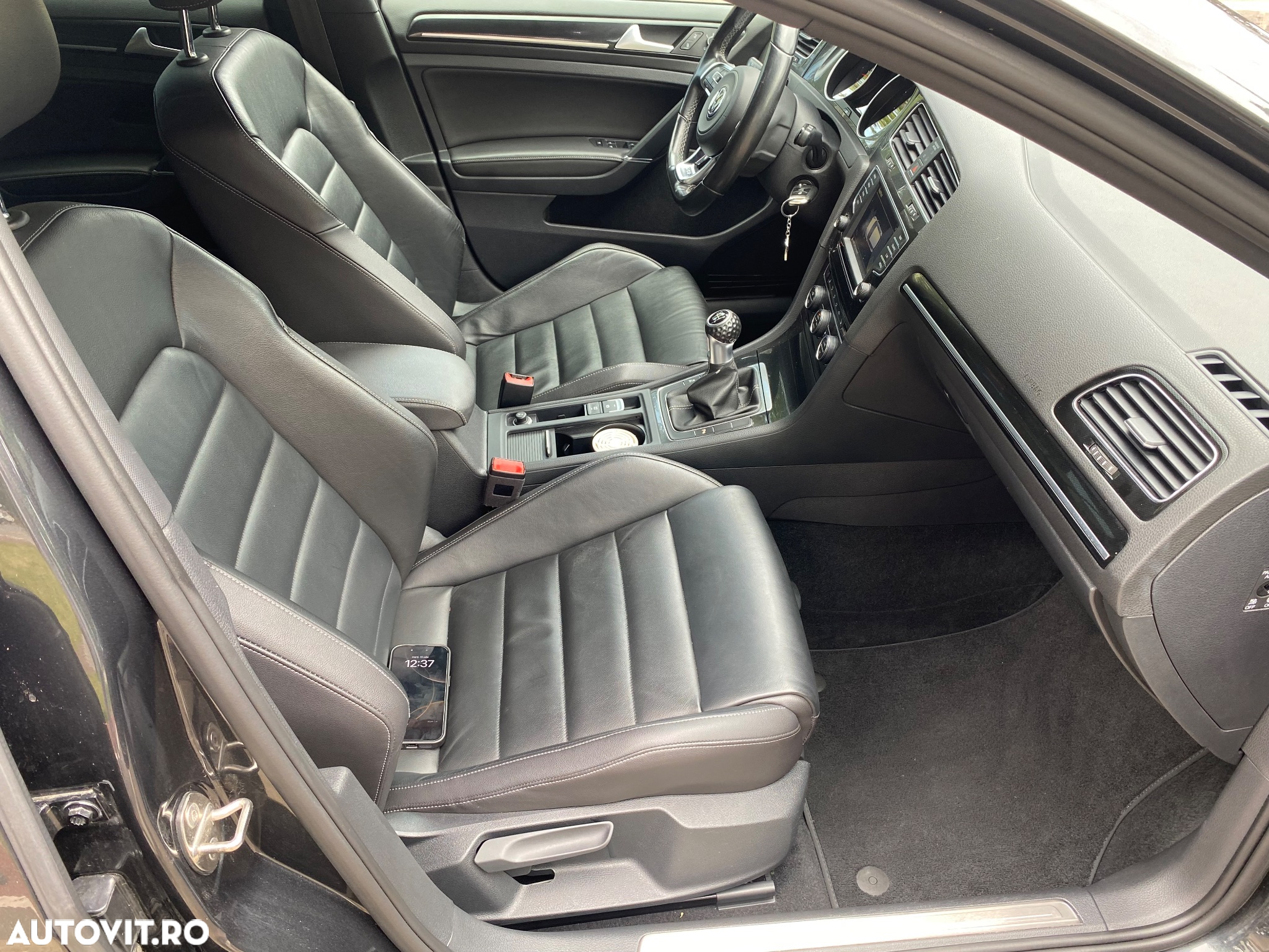 Volkswagen Golf 2.0 TDI DPF BMT GTD - 14
