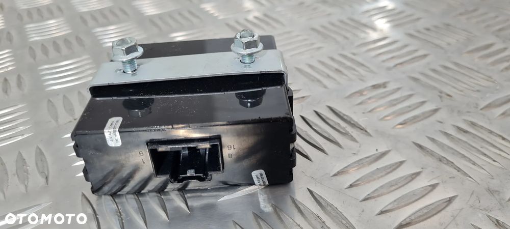 Chevrolet Captiva Moduł Sterownik - 4