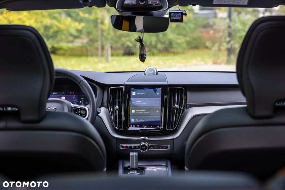 Volvo XC 60 T8 Plug-In Hybrid AWD Polestar Engineered - 23