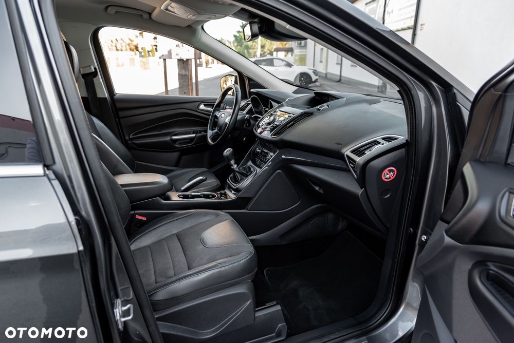 Ford Kuga 2.0 TDCi 4x4 Trend - 22