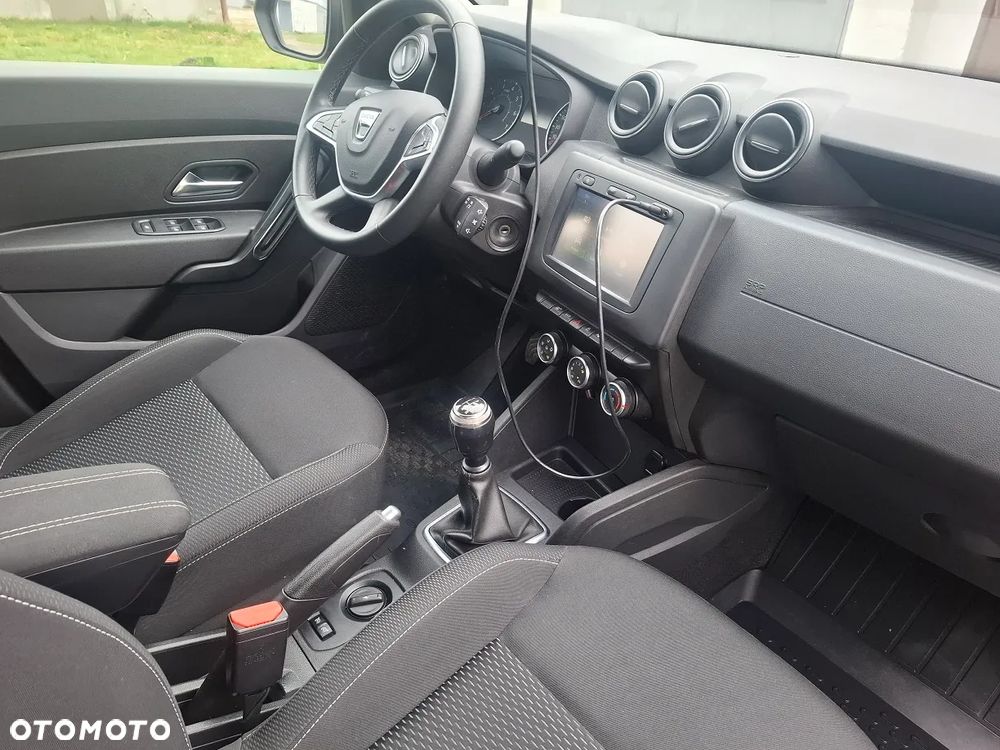 Dacia Duster 1.6 SCe Urban Explorer S&S - 2