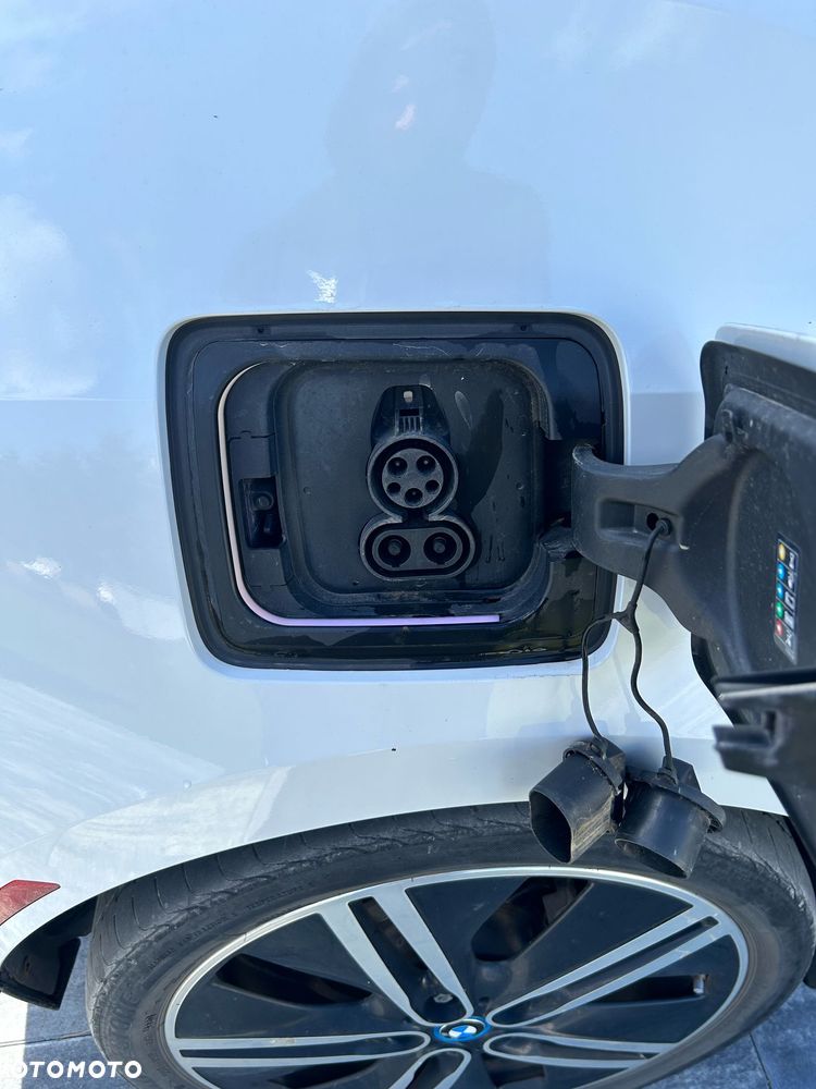 BMW i3 (60 Ah) - 21