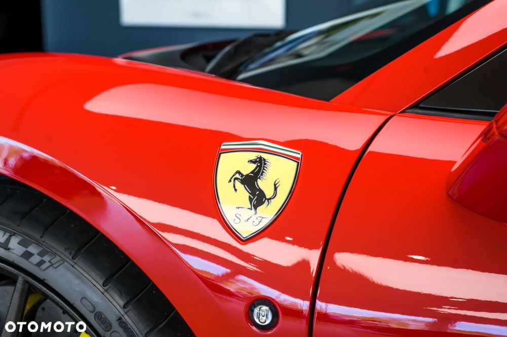 Ferrari F8 Spider Standard - 6