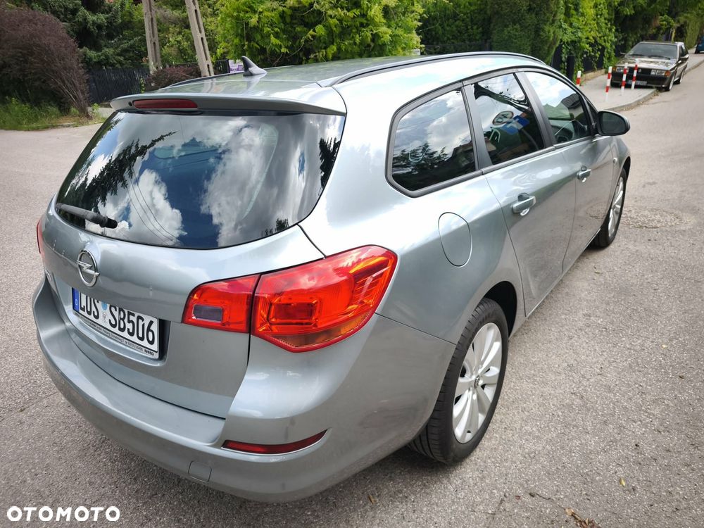 Opel Astra 1.4 T Edition 150 - 4