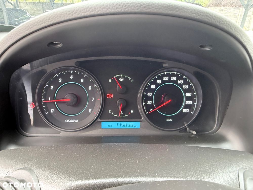 Chevrolet Captiva 2.4 LT - 20