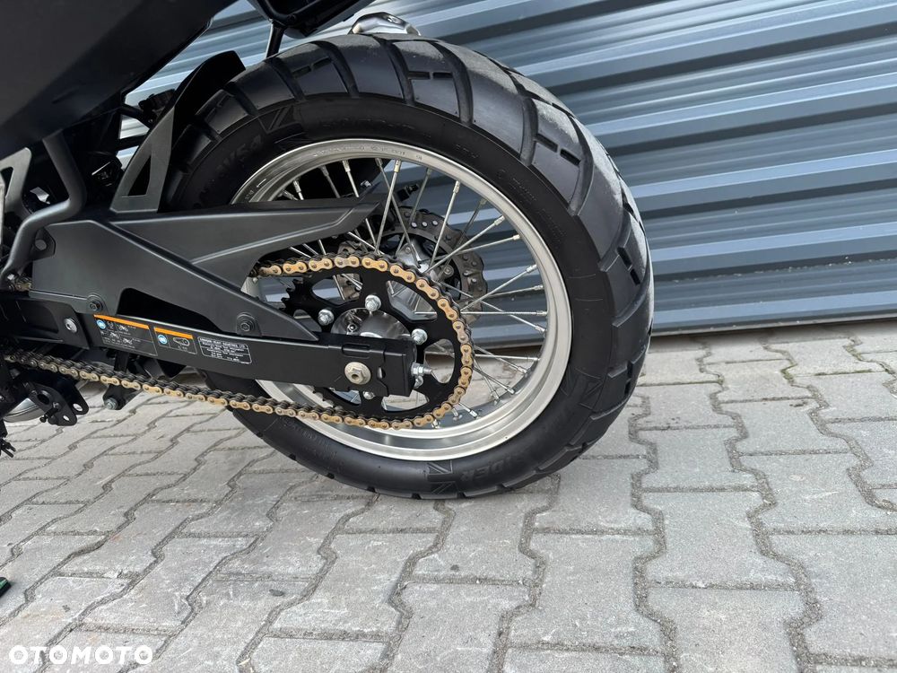 Kawasaki Versys-X 300 - 17