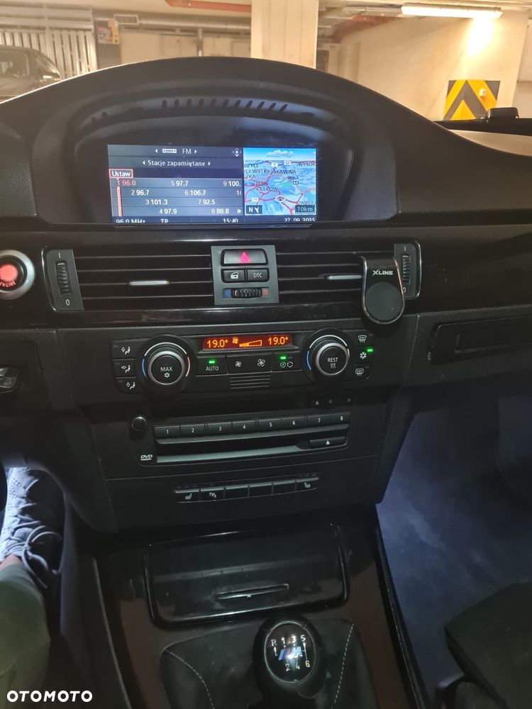 BMW Seria 3 325d - 8
