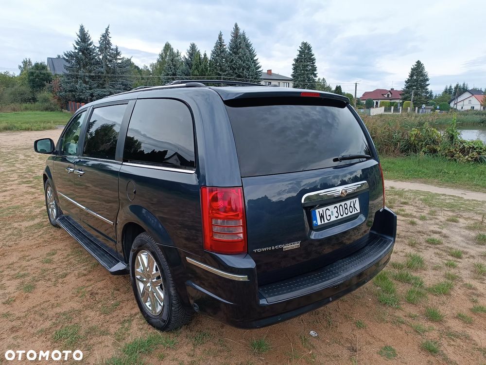 Chrysler Town & Country 4.0 Limited - 3