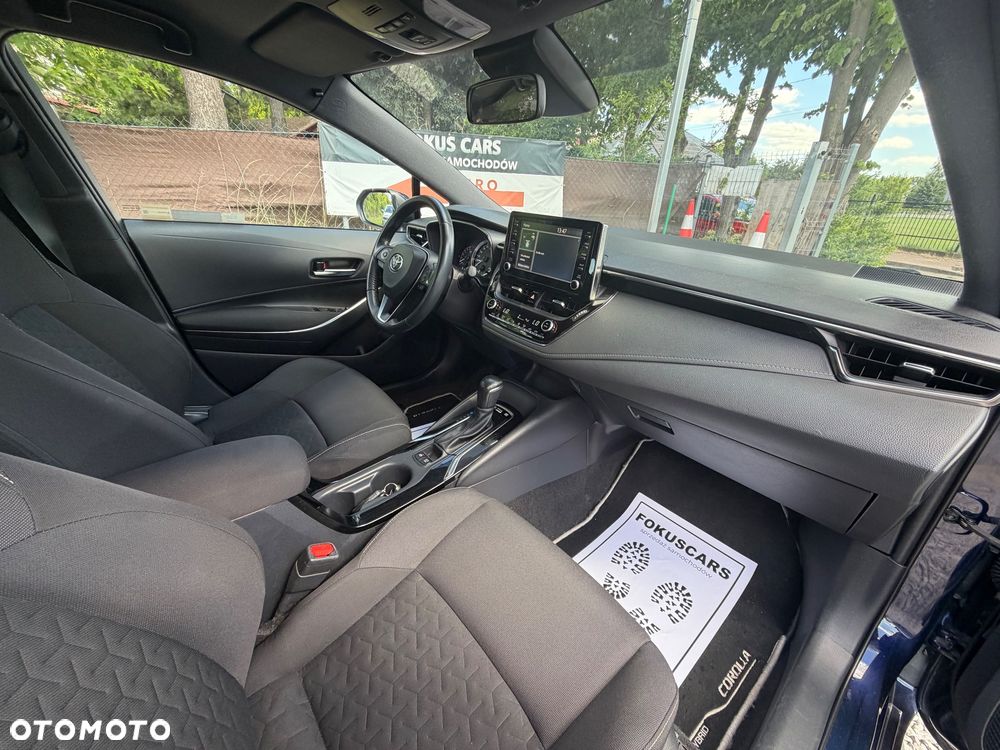 Toyota Corolla 1.8 Hybrid Comfort - 35