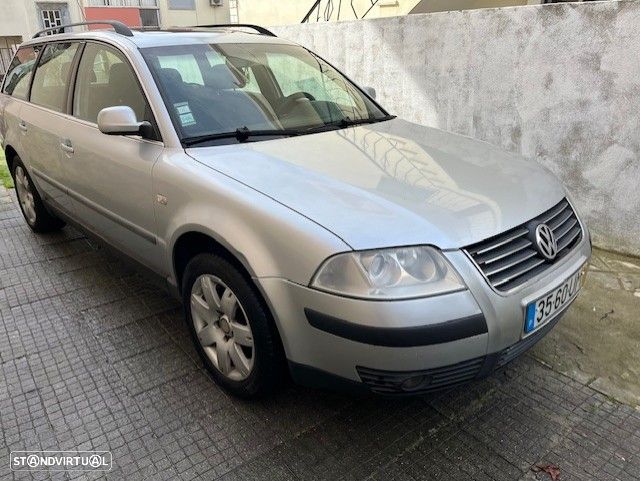 VW Passat Variant 1.9 TDi Highline - 6