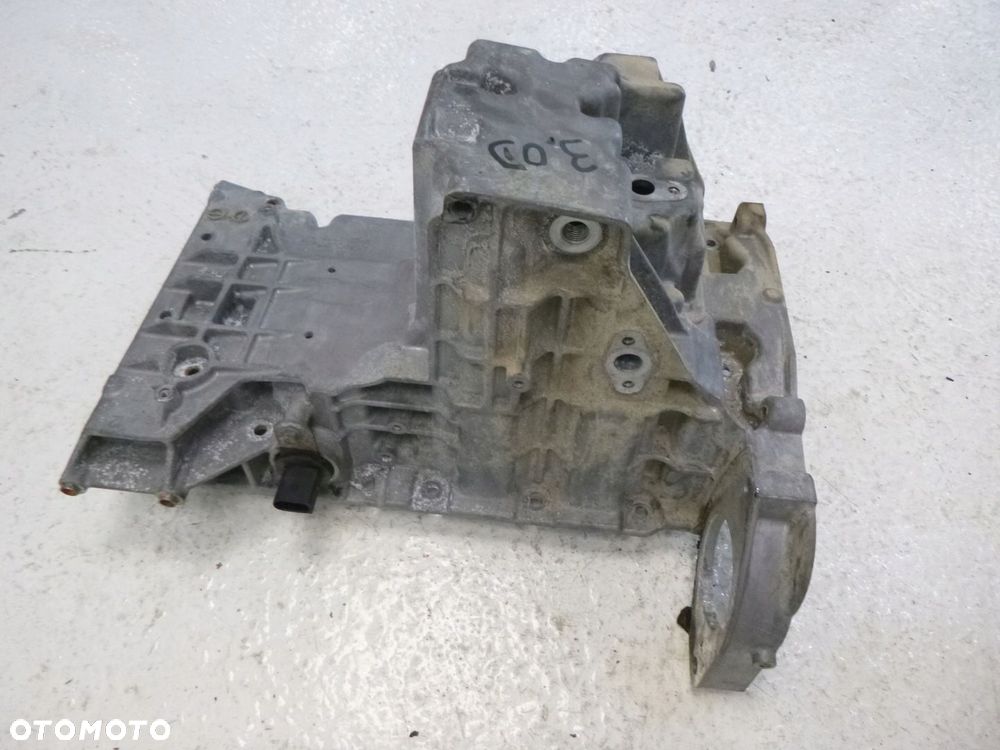 LR DISCOVERY 4 5 IV V 3.0 D MISKA OLEJOWA OLEJU - 8