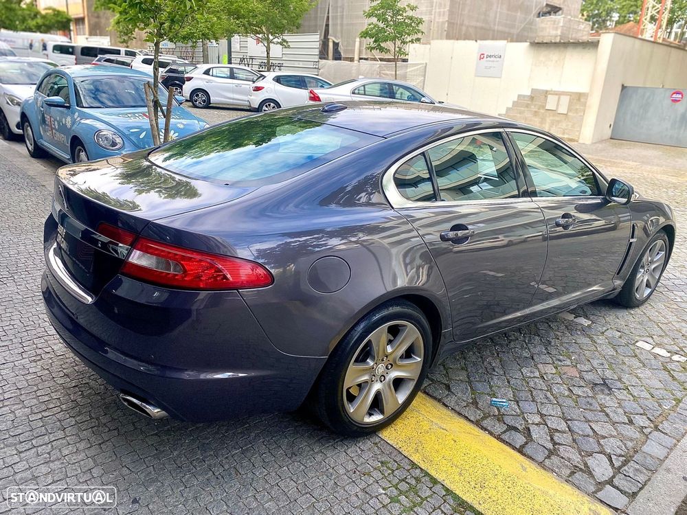 Jaguar XF 2.7 D V6 Premium Luxury - 5