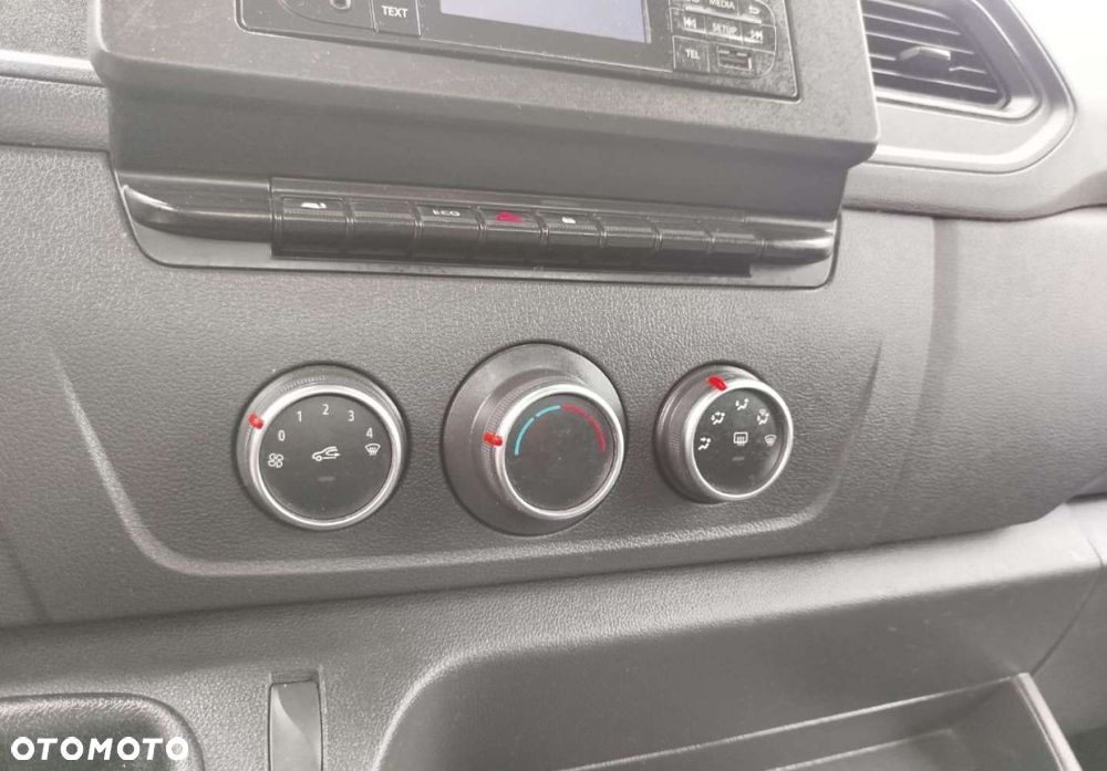 Renault Master - 19