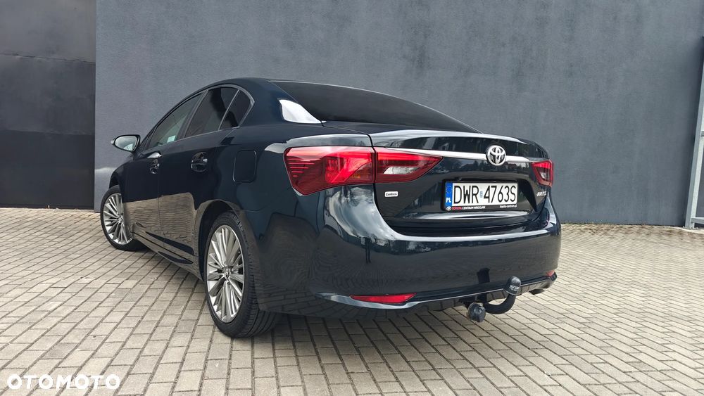 Toyota Avensis 2.0 D-4D Prestige - 25