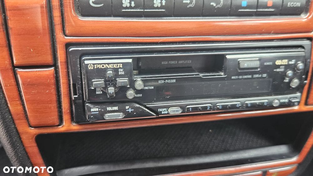 Volkswagen Passat - 18