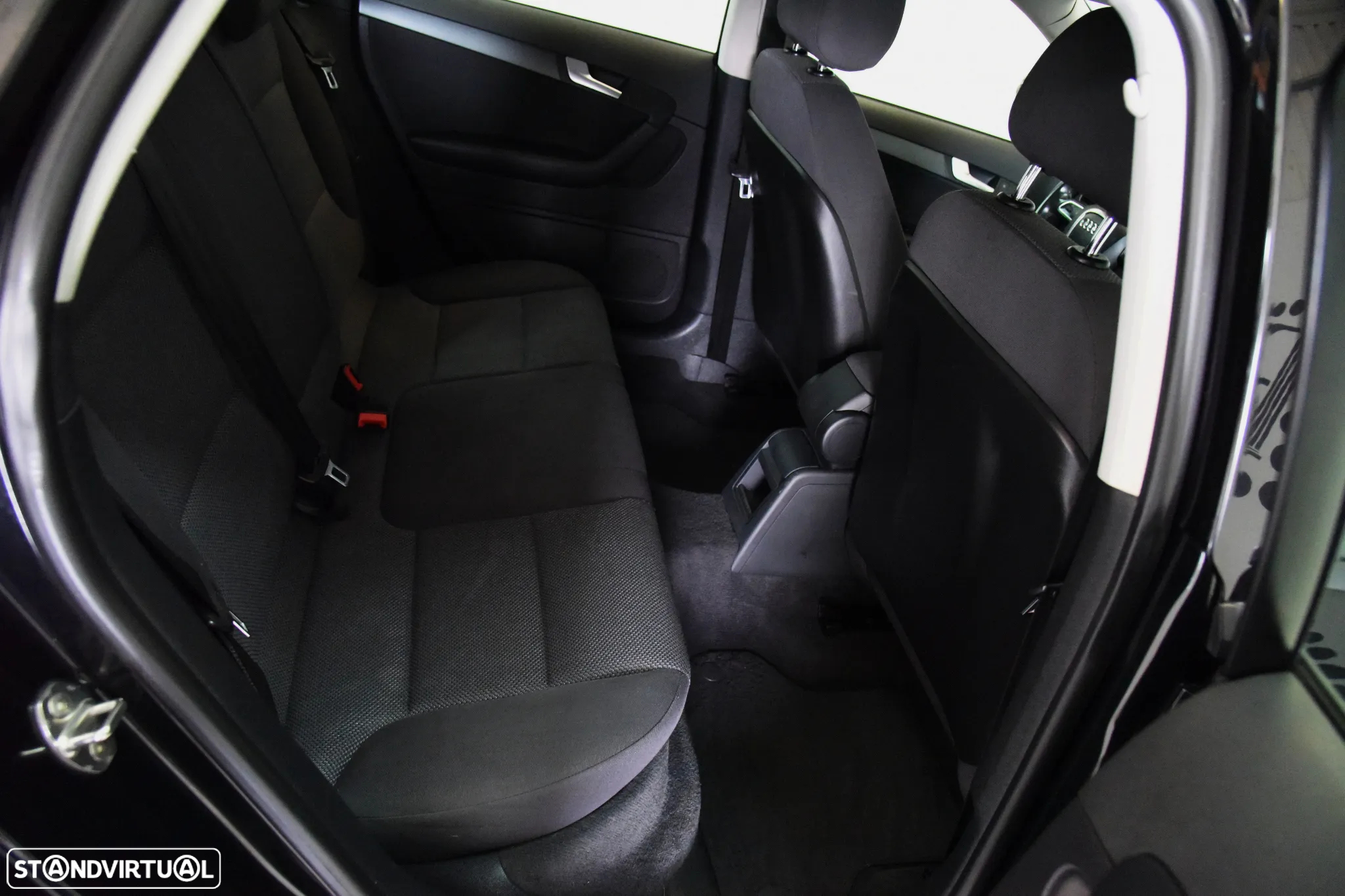 Audi A3 Sportback 1.6 TDI Attraction Special Edition - 24