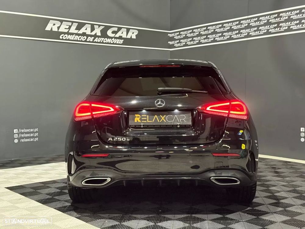 Mercedes-Benz A 250 e AMG Line - 5