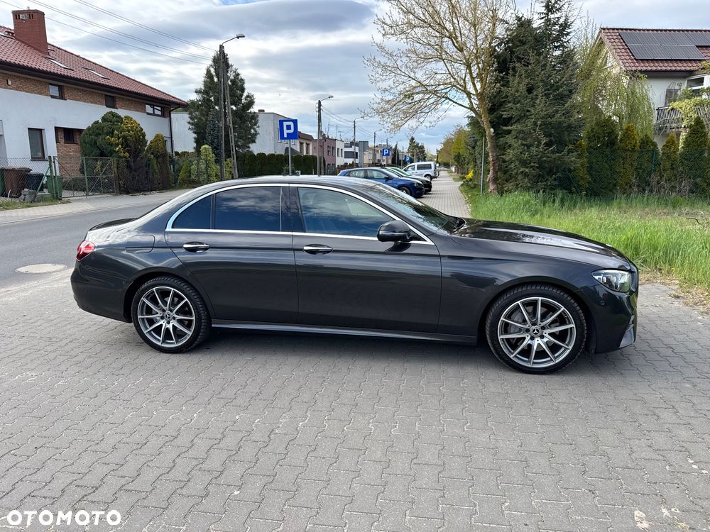 Mercedes-Benz Klasa E 200 4-Matic AMG - 5