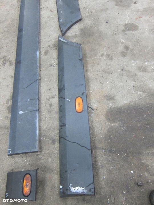 LISTWY BOCZNE LEWA STRONA MERCEDES SPRINTER 906 - 3